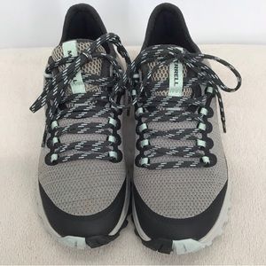 Merrell Women’s Brevada Mesh Waterproof Shoe Hiking Walking Outdoor NWOT Size 5